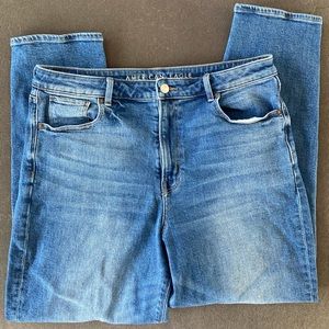 AE Mom Jeans w stretch